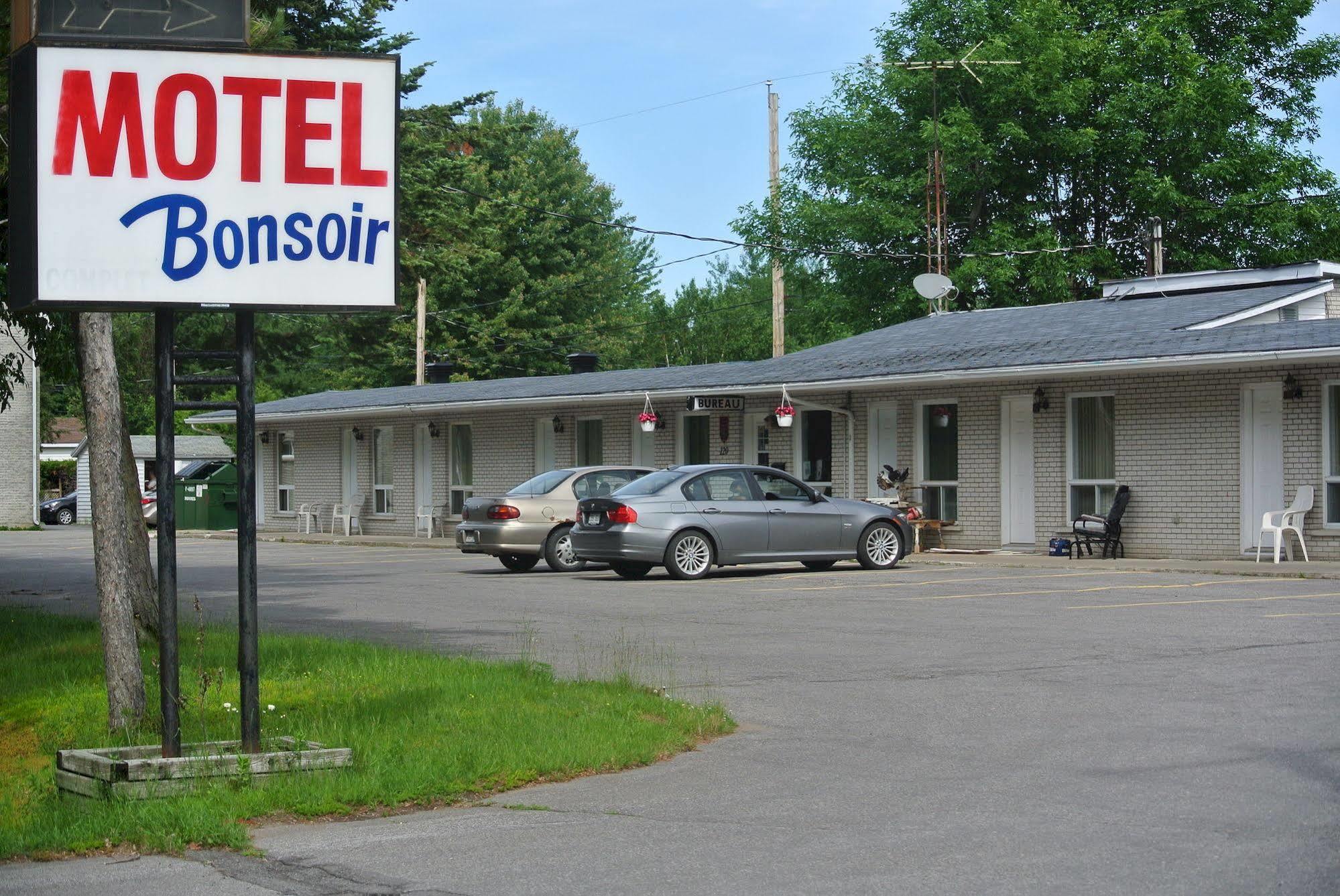 Motel Bonsoir Joliette Exterior photo
